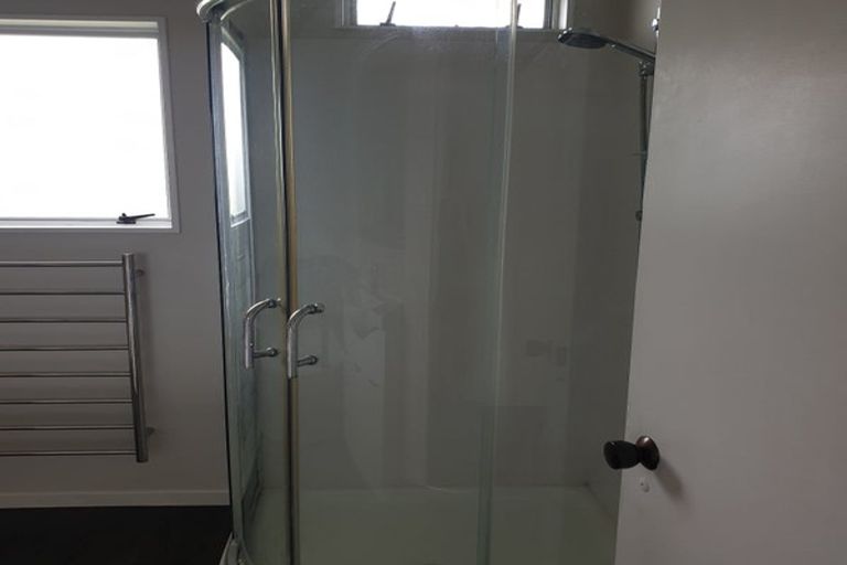 Photo of property in 9 Harbour Crest Drive, Waiuku, 2123