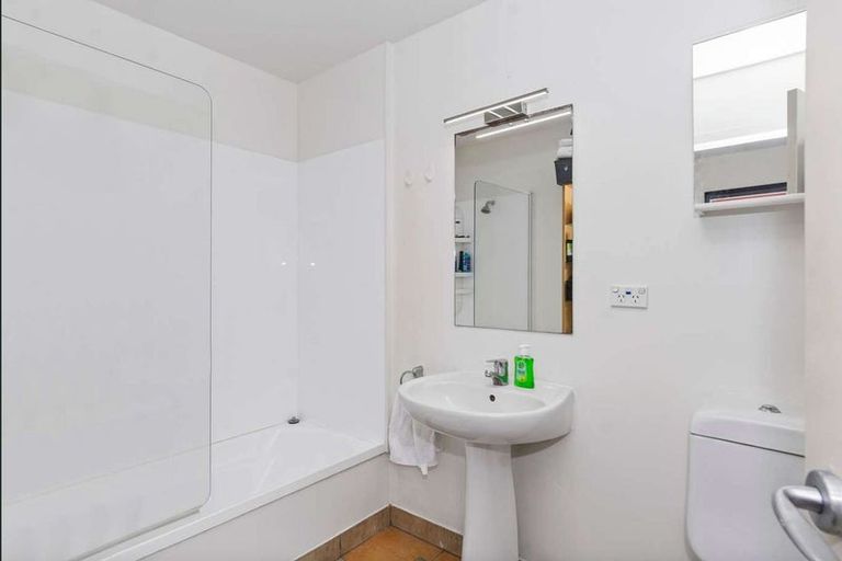 Photo of property in 2/346 Oceanbeach Road, Mount Maunganui, 3116