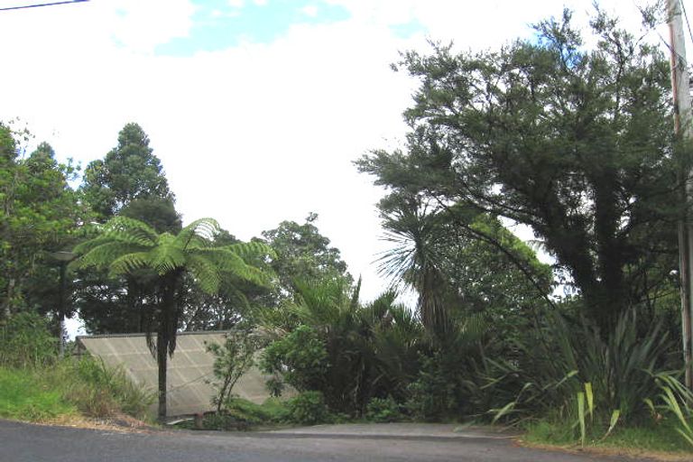 Photo of property in 55 Takahe Road, Titirangi, Auckland, 0604