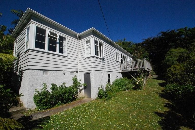 Photo of property in 107 Sunshine Avenue, Karori, Wellington, 6012