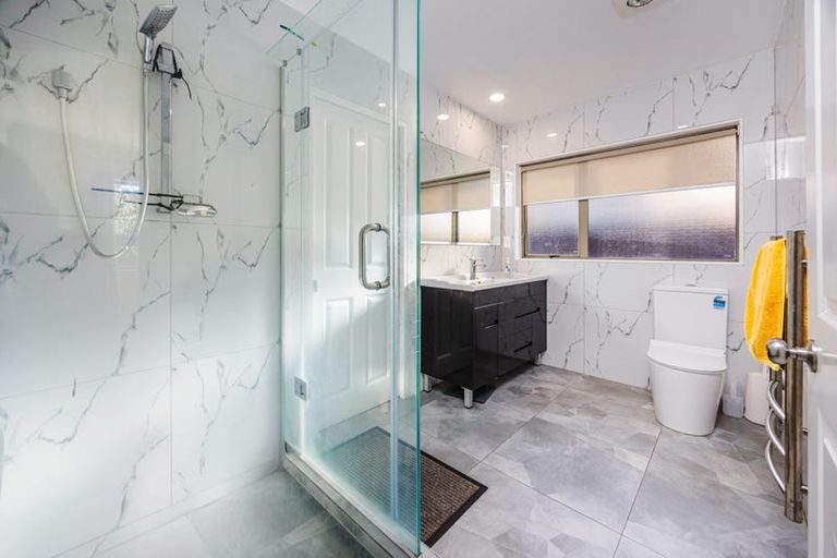 Photo of property in 87 Middlefield Drive, Flat Bush, Auckland, 2016