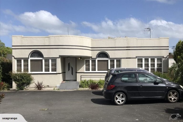 Photo of property in 76 Te Aroha Street, Hamilton East, Hamilton, 3216