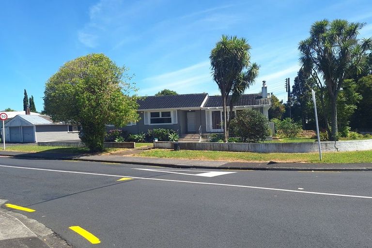 Photo of property in 34 Lincoln Road, Henderson, Auckland, 0610