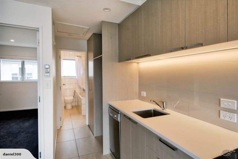 Photo of property in 8/290 Barbadoes Street, Christchurch Central, Christchurch, 8011