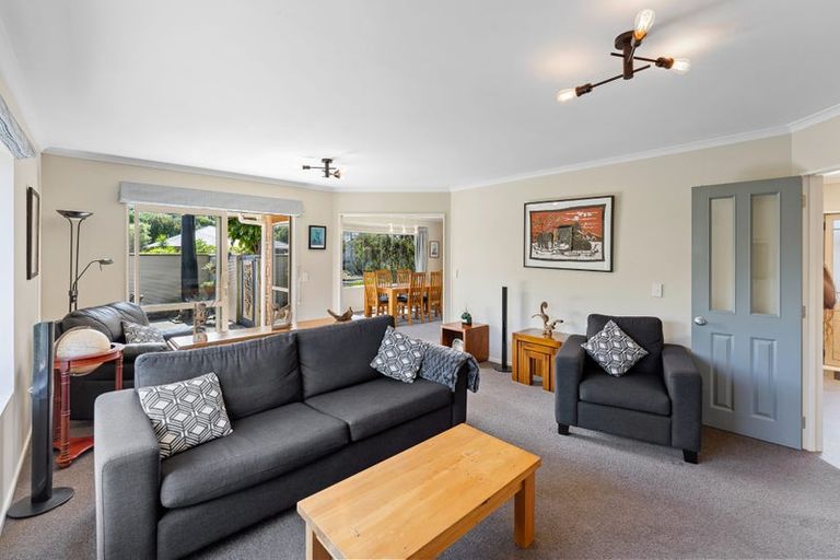 Photo of property in 106 Weggery Drive, Waikanae Beach, Waikanae, 5036