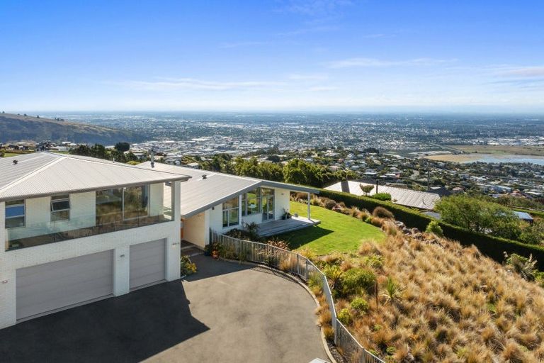 Photo of property in 342 Mount Pleasant Road, Mount Pleasant, Christchurch, 8081