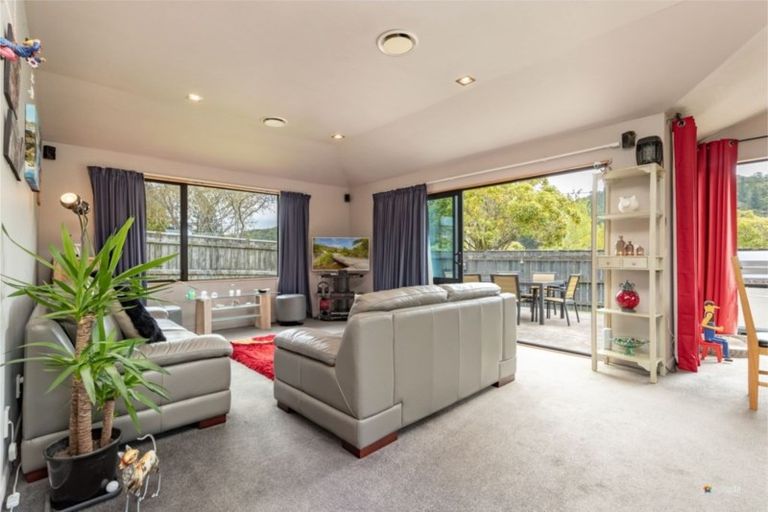 Photo of property in 186 Plateau Road, Te Marua, Upper Hutt, 5018