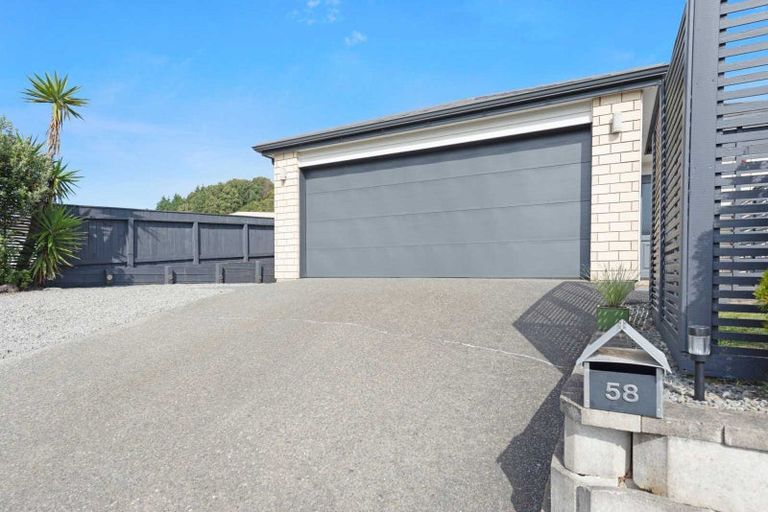 Photo of property in 58 Staithes Drive North, Whitby, Porirua, 5024