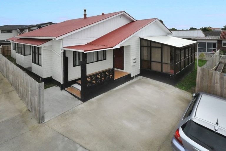 Photo of property in 12a Sturdee Road, Manurewa, Auckland, 2102