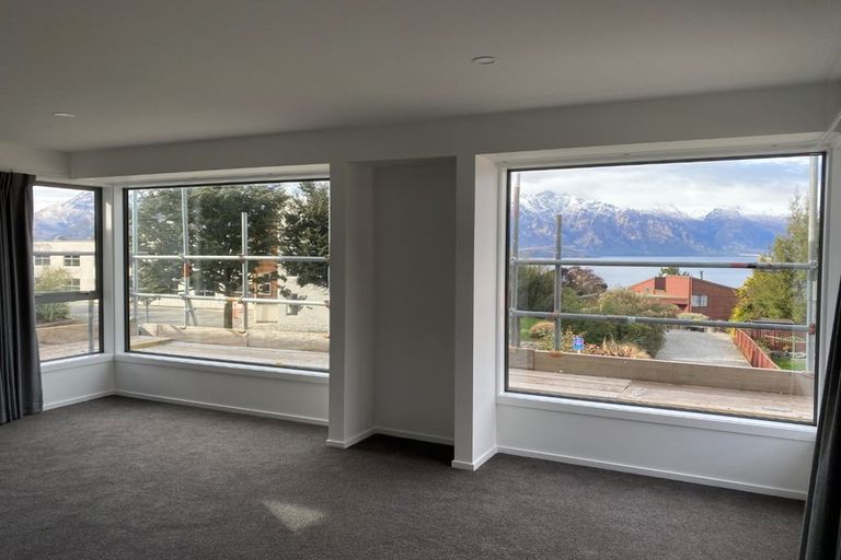 Photo of property in 22b Sainsbury Road, Fernhill, Queenstown, 9300