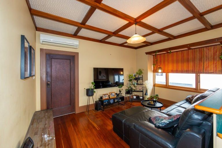 Photo of property in 15 Latham Street, Napier South, Napier, 4110