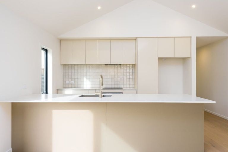 Photo of property in 27 Ruia Crescent, Cambridge, 3434