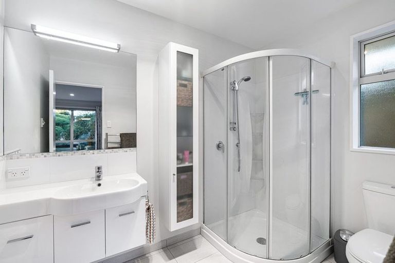 Photo of property in 51 Carradale Avenue, Broomfield, Christchurch, 8042