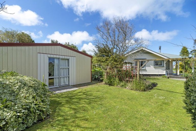Photo of property in 85 South Road, Manaia, 4612