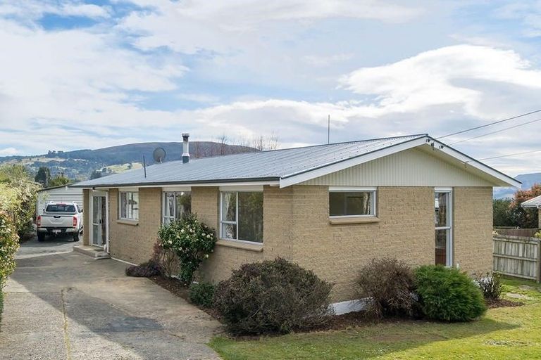 Photo of property in 298 Brockville Road, Brockville, Dunedin, 9011