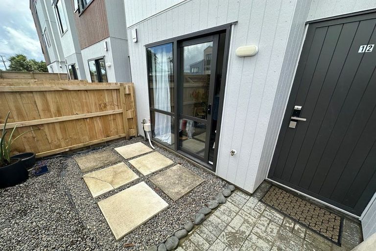 Photo of property in 12/3 Abbotleigh Avenue, Te Atatu Peninsula, Auckland, 0610