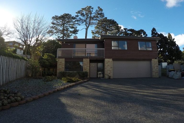 Photo of property in 24 Rosemary Avenue, Forrest Hill, Auckland, 0620