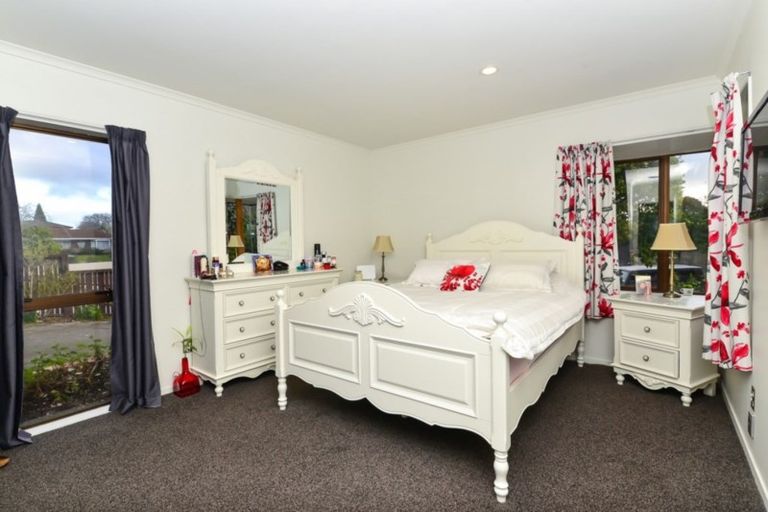 Photo of property in 4 Landell Place, Harrowfield, Hamilton, 3210