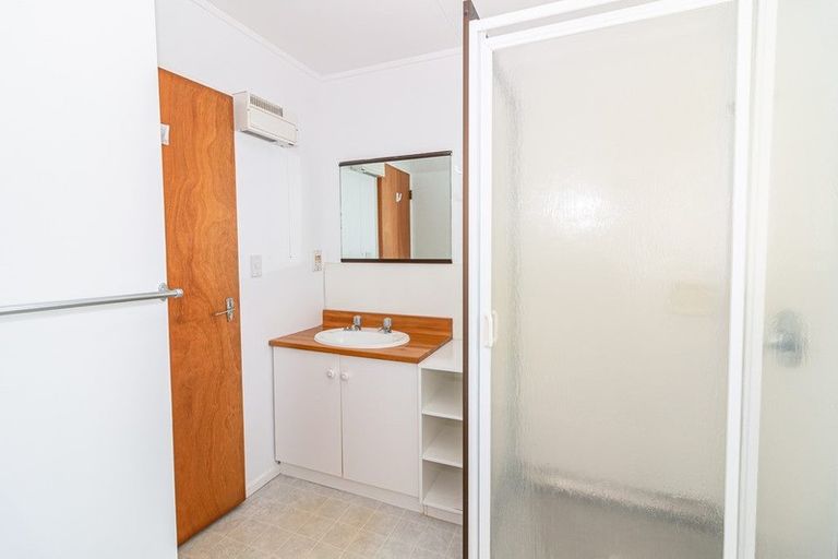 Photo of property in 2/123 Great North Road, Otamatea, Whanganui, 4501