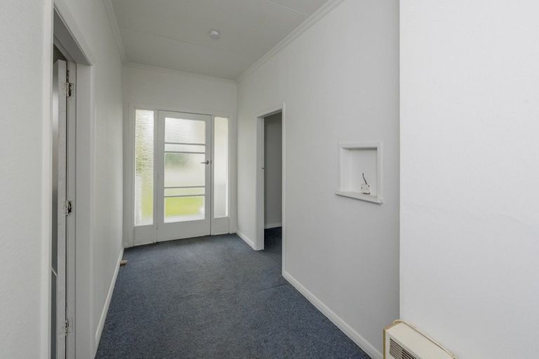 Photo of property in 12 Stuckey Street, Levin, 5510
