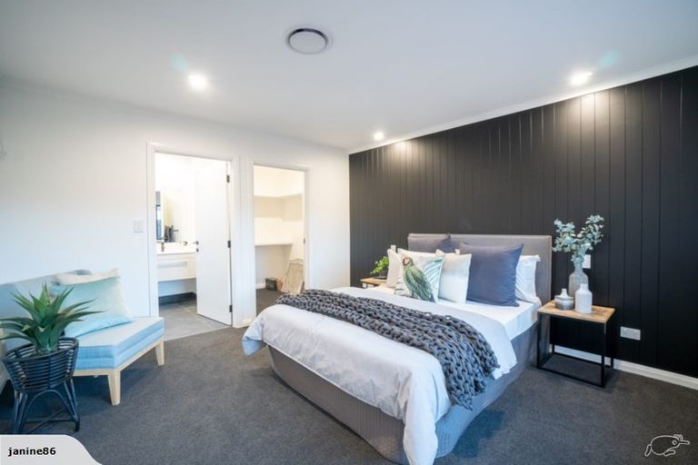 Photo of property in 26 Serenity Crescent, Kelvin Grove, Palmerston North, 4414