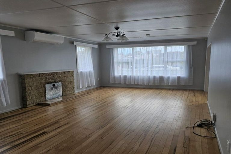 Photo of property in 70 Carrington Avenue, Silverdale, Hamilton, 3216