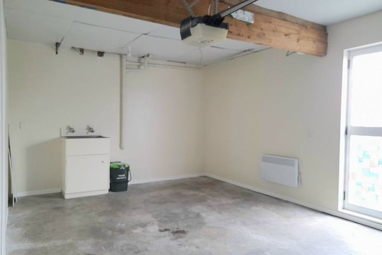 Photo of property in 5b Rosebank Road, Avondale, Auckland, 1026