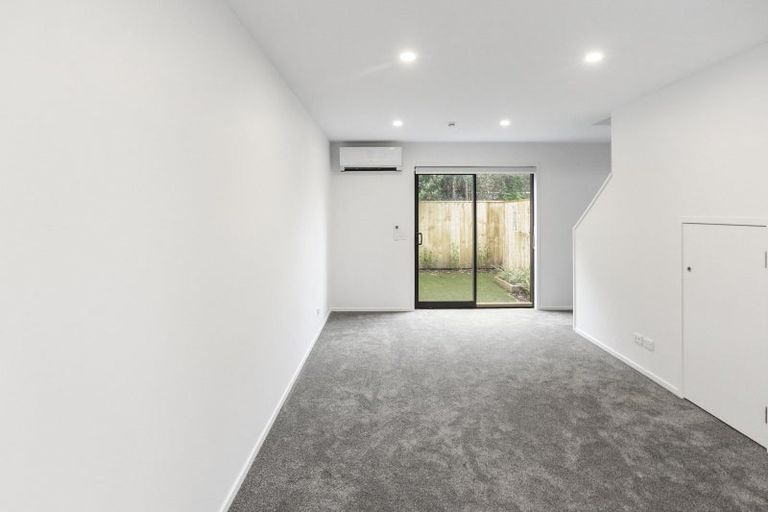 Photo of property in 6/59 Matipo Road, Te Atatu Peninsula, Auckland, 0610
