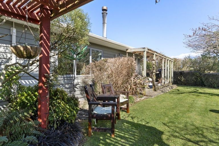 Photo of property in 13 Tararua Crescent, Carterton, 5713