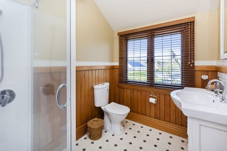 Photo of property in 39 Holly Road, St Albans, Christchurch, 8014
