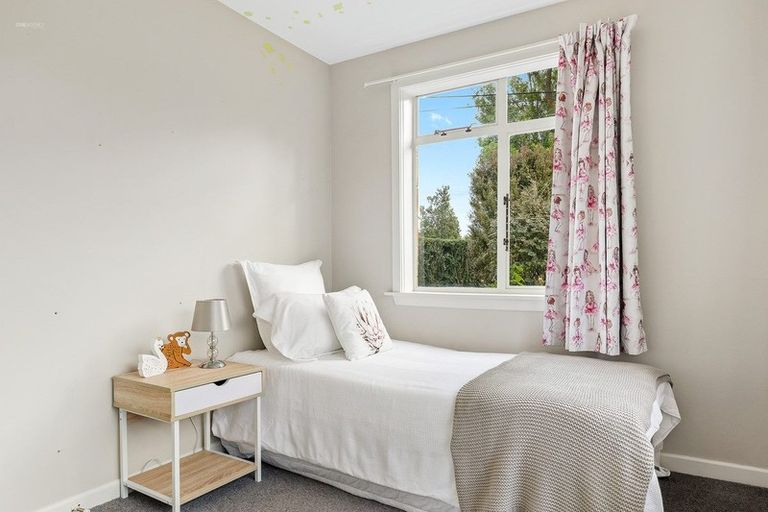 Photo of property in 110 Main North Road, Woodend, 7610