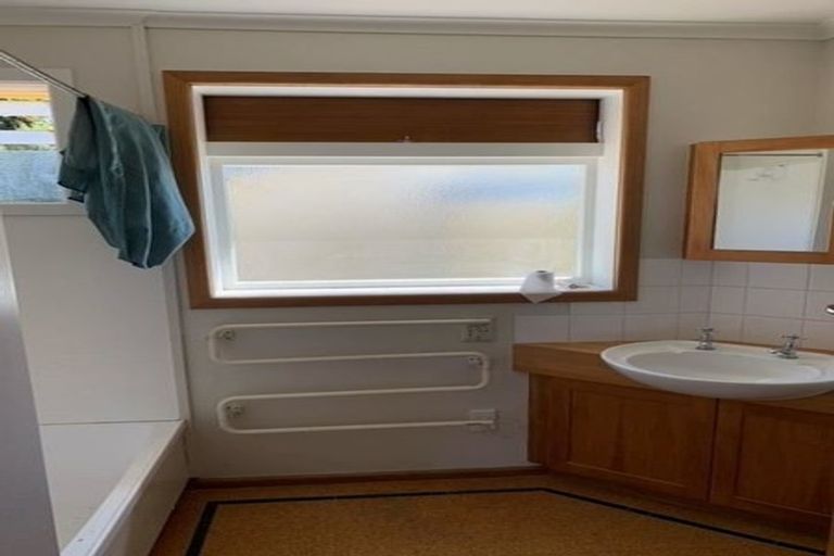 Photo of property in 8 Gebbie Road, Taradale, Napier, 4112