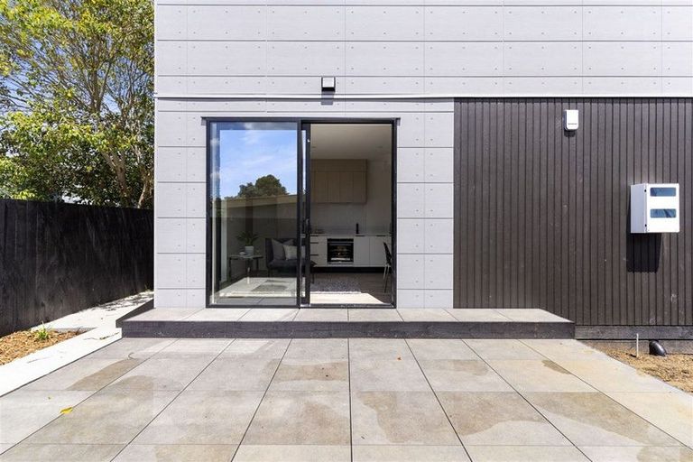 Photo of property in 40e Kenderdine Road, Papatoetoe, Auckland, 2025