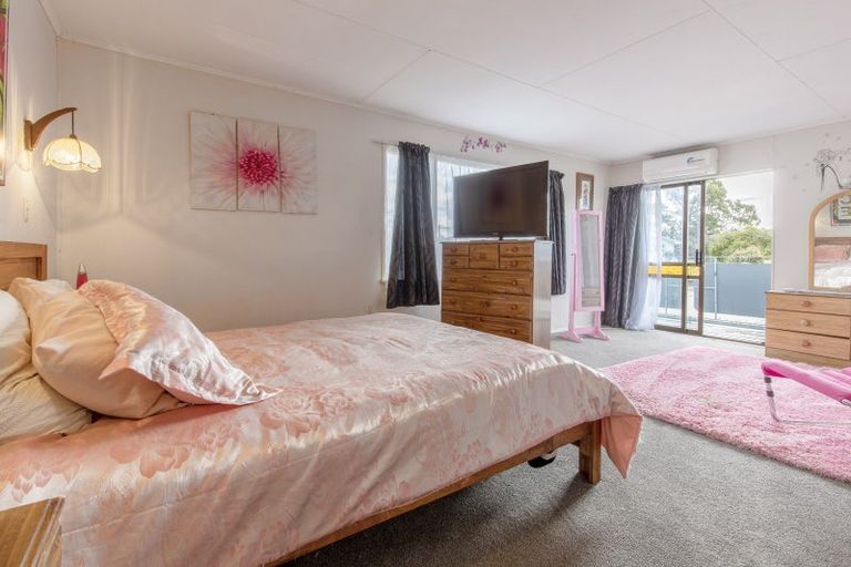 Photo of property in 1 Jull Crescent, Waipukurau, 4200