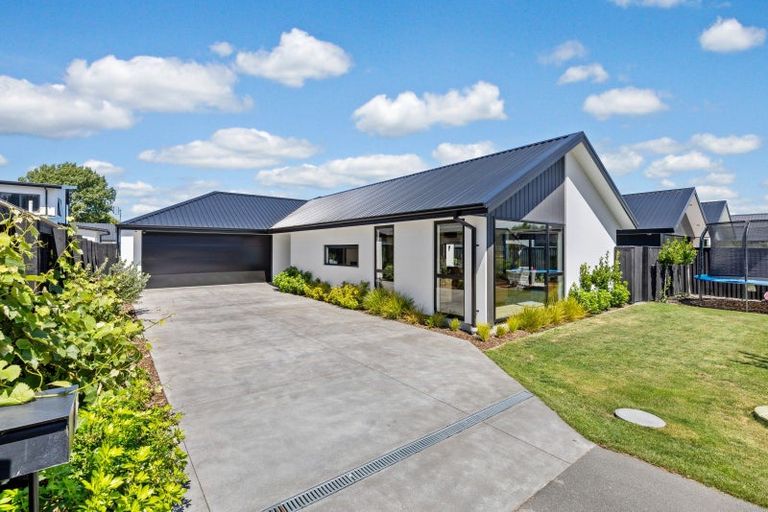 Photo of property in 6 Foden Lane, Halswell, Christchurch, 8025