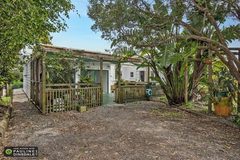 Photo of property in 106 Church Road, Ngararatunua, Kamo, 0185