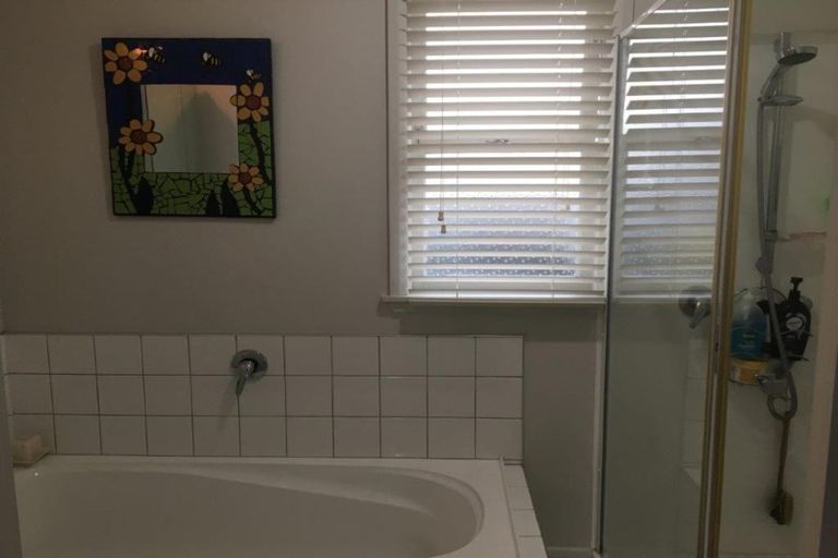 Photo of property in 45 Richmond Street, Cambridge, 3434