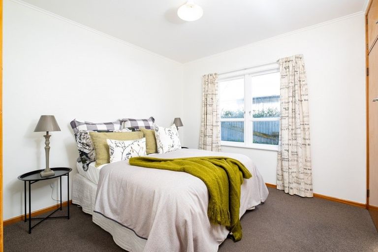 Photo of property in 1 Balmoral Street, Taradale, Napier, 4112