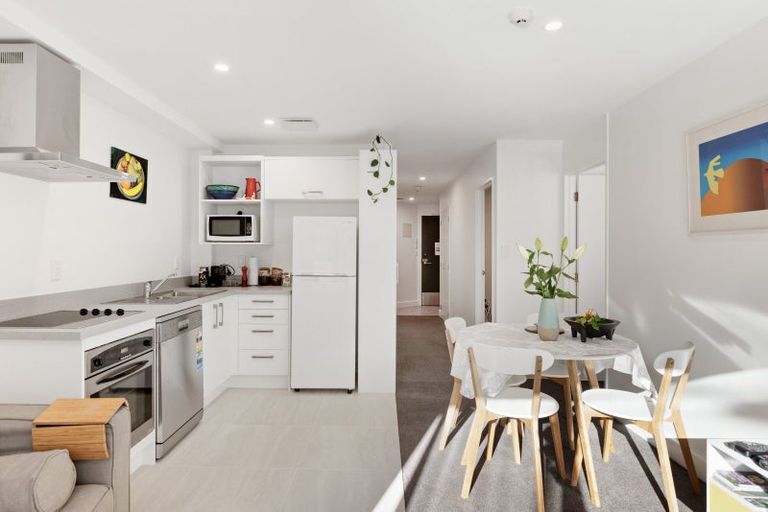 Photo of property in 203/6 Adams Avenue, Mount Maunganui, 3116