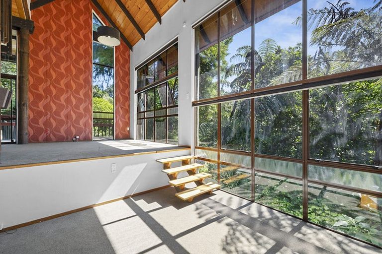 Photo of property in 497 Devon Street West, Blagdon, New Plymouth, 4310