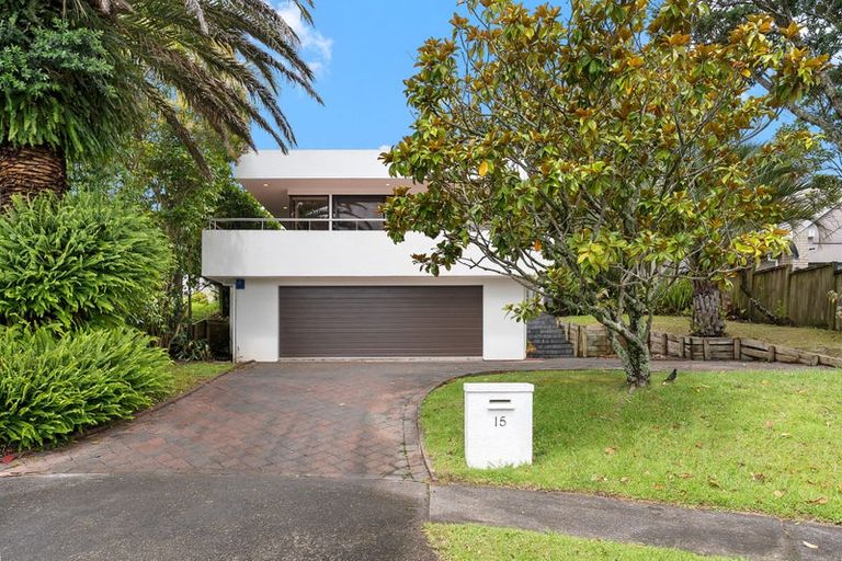 Photo of property in 15 Perendale Close, Somerville, Auckland, 2014