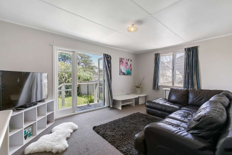 Photo of property in 18 Gaye Crescent, Otara, Auckland, 2023