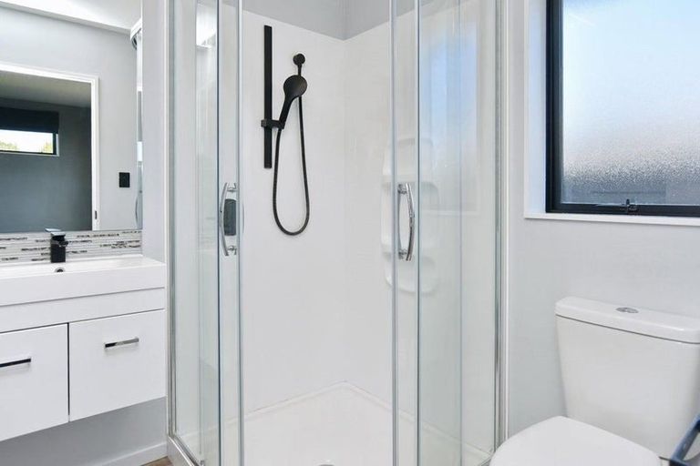 Photo of property in 36 Minerva Crescent, Woodend, 7610