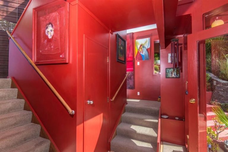 Photo of property in 6a Joll Street, Karori, Wellington, 6012