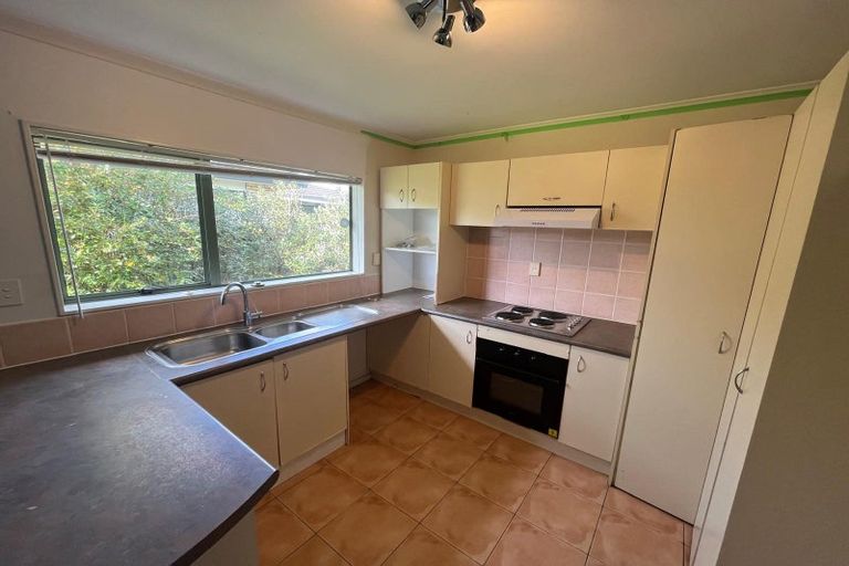 Photo of property in 2 Greenberry Drive, Ranui, Auckland, 0612