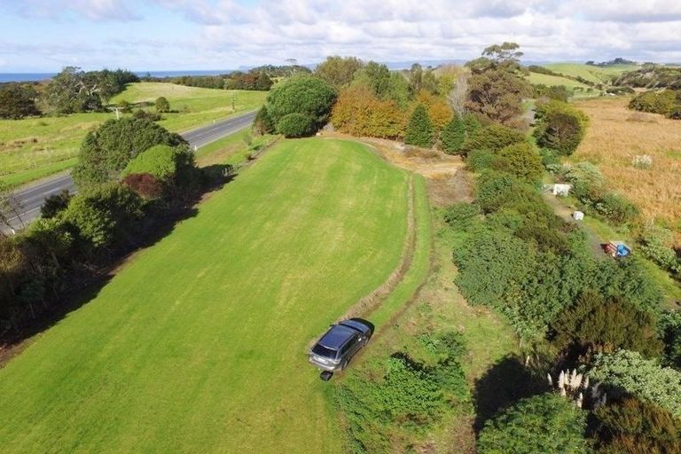 Photo of property in 12 Doctors Hill Road, Ruakaka, 0582