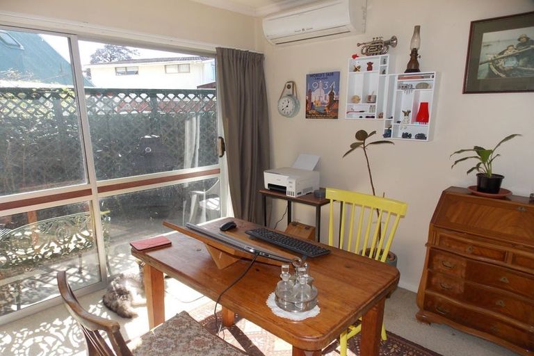 Photo of property in 14a Terry Crescent, Milson, Palmerston North, 4414