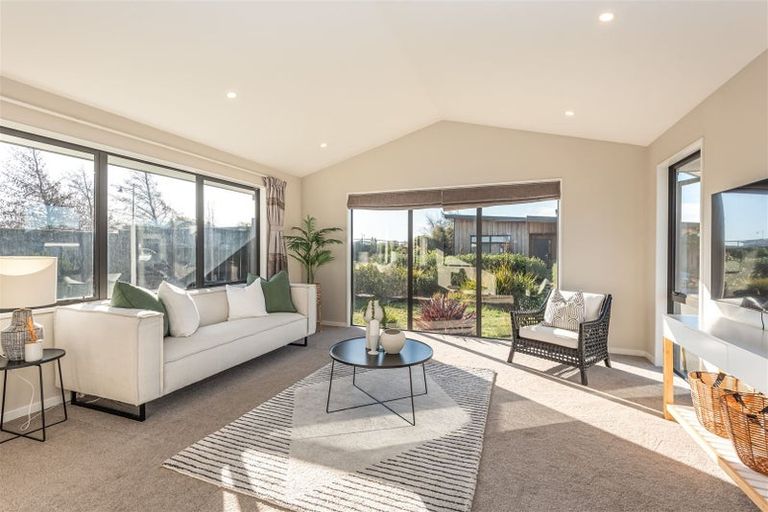 Photo of property in 16 Sorrel Gate, Halswell, Christchurch, 8025