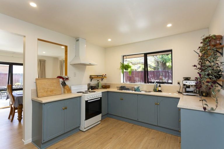 Photo of property in 6 Merrin Street, Avonhead, Christchurch, 8042