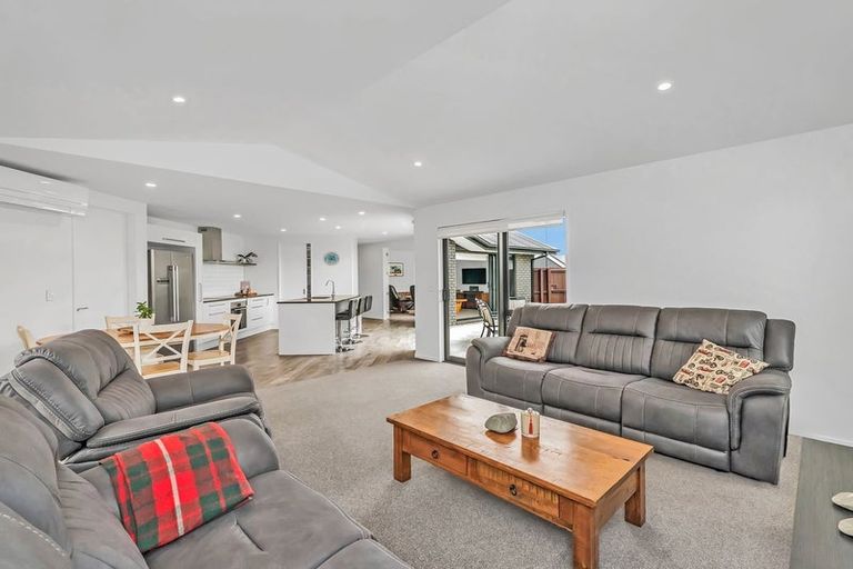 Photo of property in 3 Maurice James Way, Prebbleton, 7604